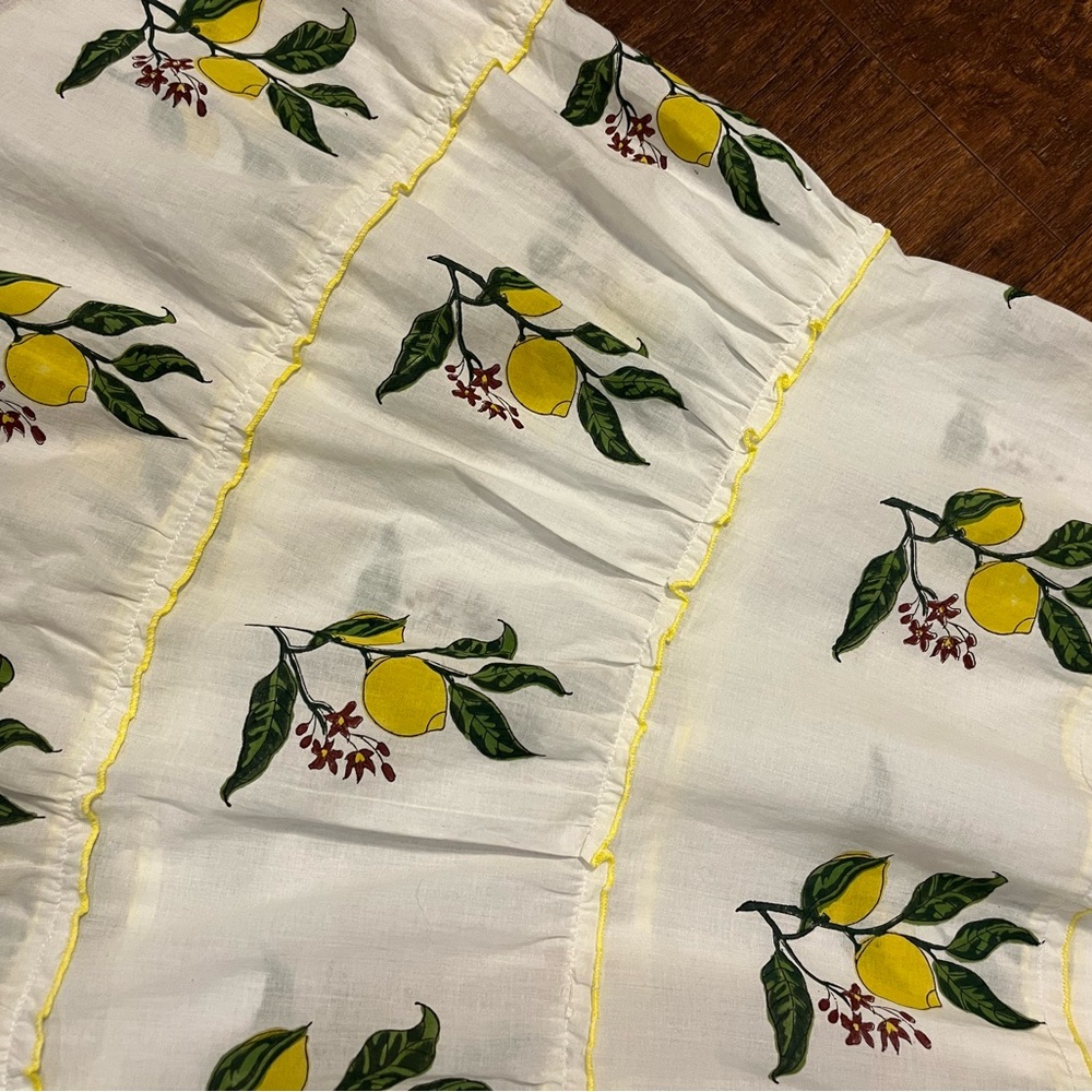 CJ Laing Lemon Print Top and Skirt Set ๐ - Picture 8 of 16